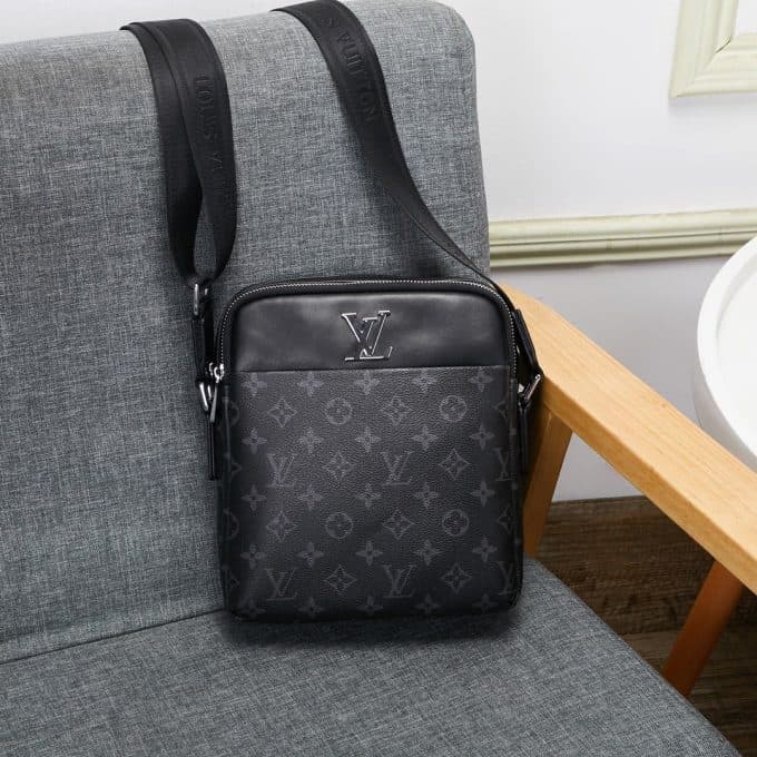 ルイヴィトンバッグコピー 大人気2021新品 Louis Vuitton メンズ ショルダーバッグ