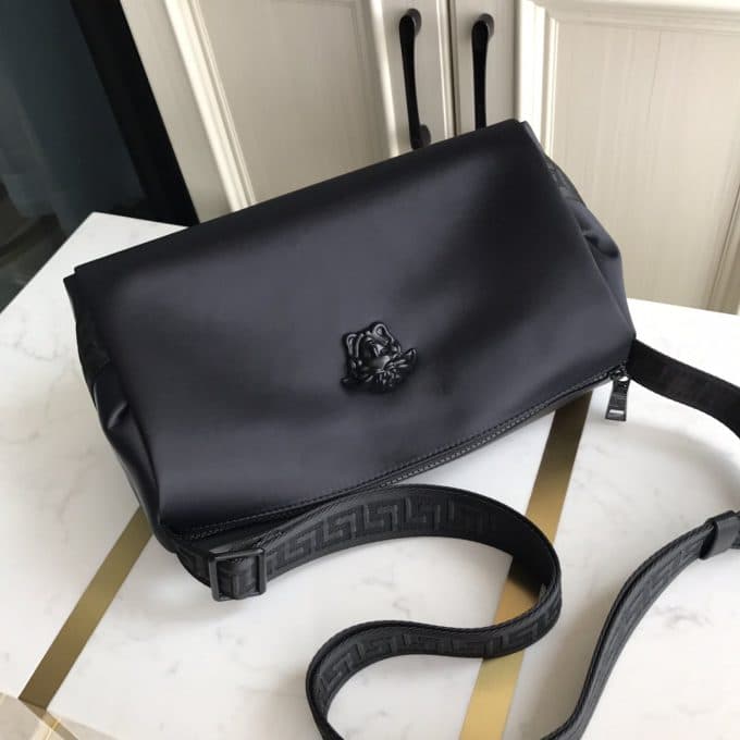 ヴェルサーチェバッグコピー 定番人気2021新品 VERSACE メンズ ショルダーバッグ - 画像 (8)
