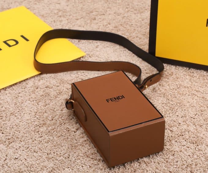 フェンディバッグコピー 定番人気2022新品 FENDI 男女兼用 携帯 電話 バッグ - 画像 (7)