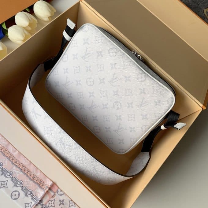 高品質ルイヴィトンバッグコピー 2021新品注目度NO.1 Louis Vuitton メンズ ショルダーバッグ - 画像 (2)