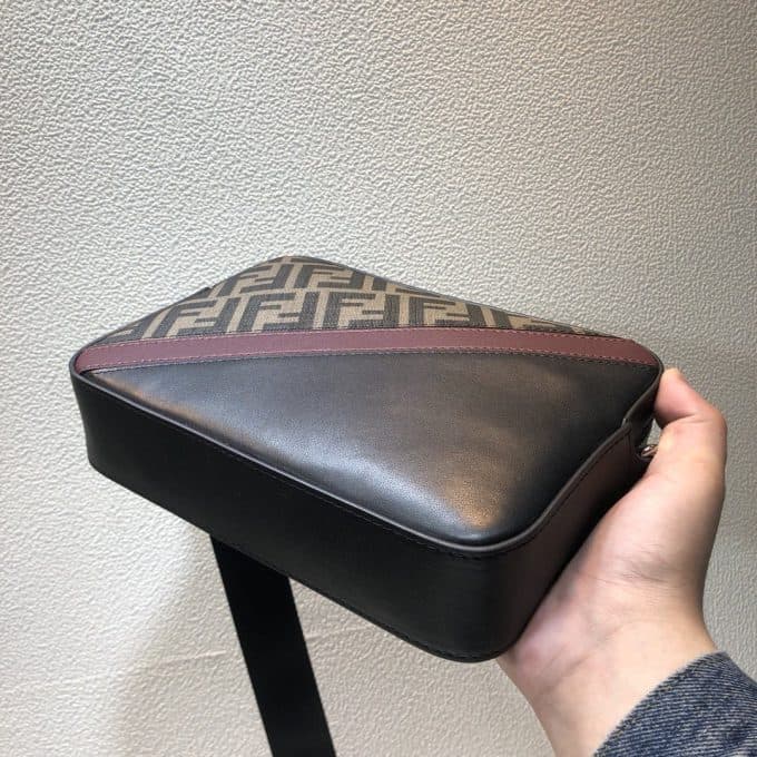 フェンディバッグコピー 2021新品注目度NO.1 FENDI メンズ ショルダーバッグ - 画像 (5)