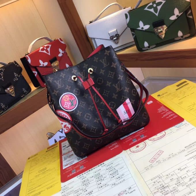 ルイヴィトンバッグコピー 定番人気2020新品 Louis Vuitton レディース バケツバッグ