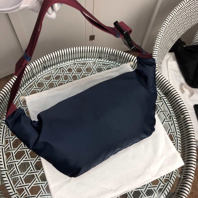 バレンシアガバッグコピー 定番人気2021新品 BALENCIAGA 男女兼用 ウエストポーチ - 画像 (4)