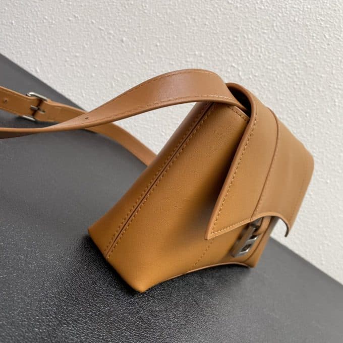 バレンシアガバッグコピー 定番人気2022新品 BALENCIAGAレディース ショルダーバッグ - 画像 (5)