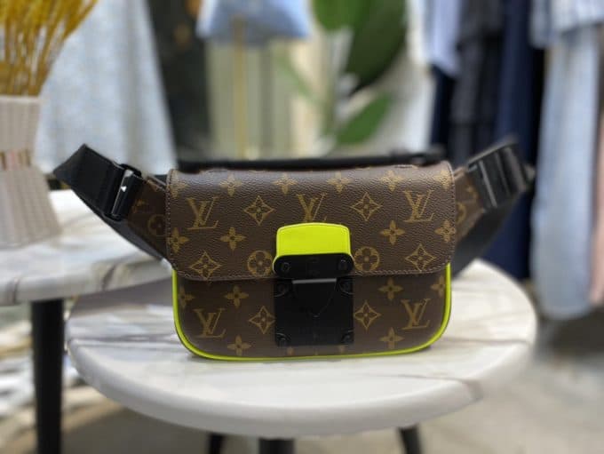 人気高級ルイヴィトンバッグコピー 定番人気2021新品 Louis Vuitton メンズ ショルダーバッグ
