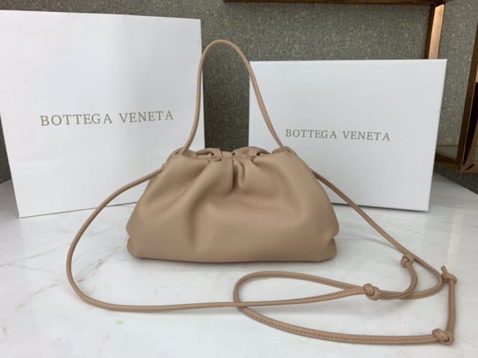 2019秋冬新作☆超売れ筋ボッテガヴェネタ(Bottega Veneta)☆レディース ハンドバックコピー☆特別価格にて販売!!今一番流行っている人気アイテム!! - 画像 (9)