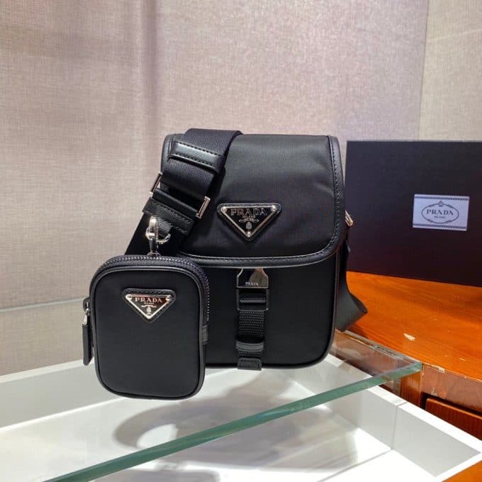 プラダバッグコピー 定番人気2021新品 PRADA メンズ ショルダーバッグ