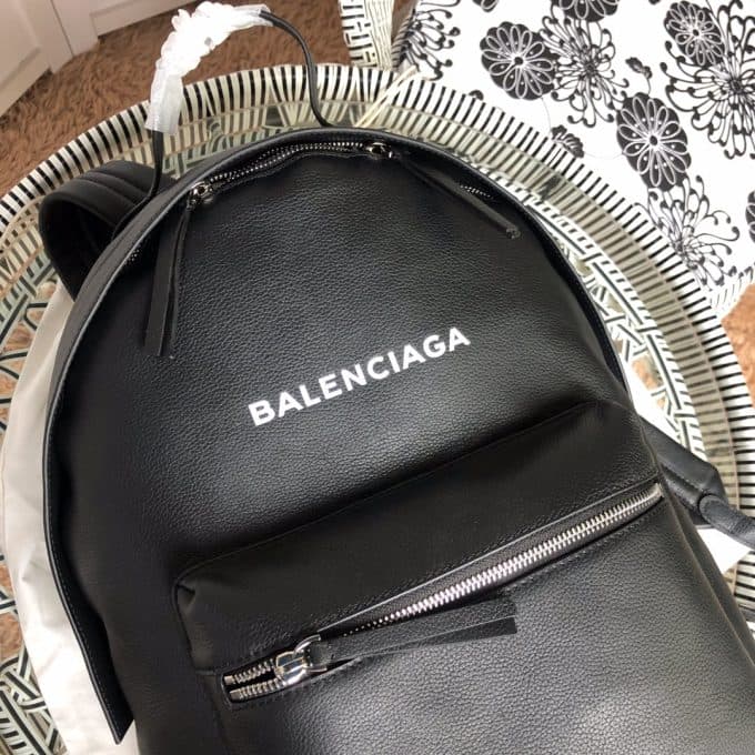 高品質 バレンシアガバッグコピー 定番人気2021新品 BALENCIAGA 男女兼用 バックパック - 画像 (7)