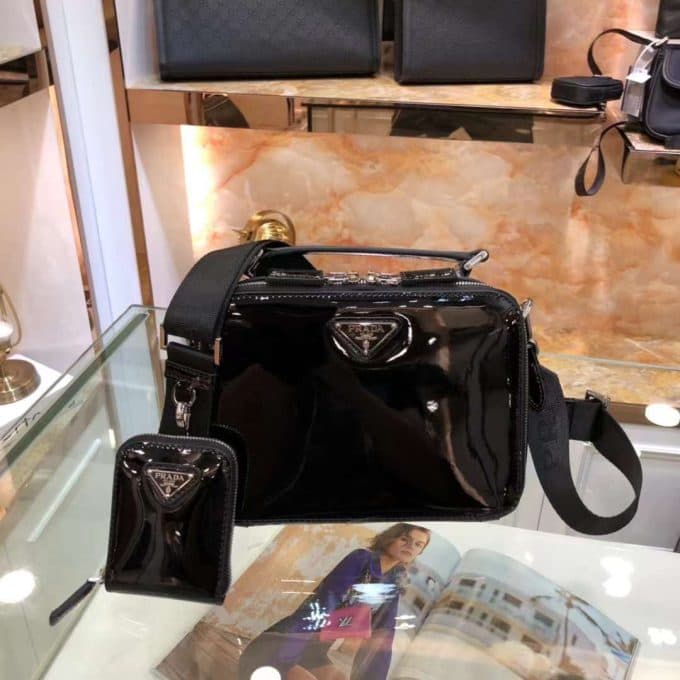 プラダバッグコピー 2021新品注目度NO.1 PRADA メンズ ショルダーバッグ