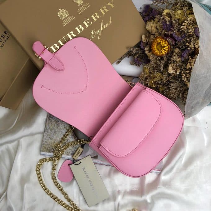 2019秋冬高品質バーバリー(BURBERRY)☆レディース ショルダーバッグコピー☆気持ちの良い触り心地♪相性抜群！ - 画像 (7)