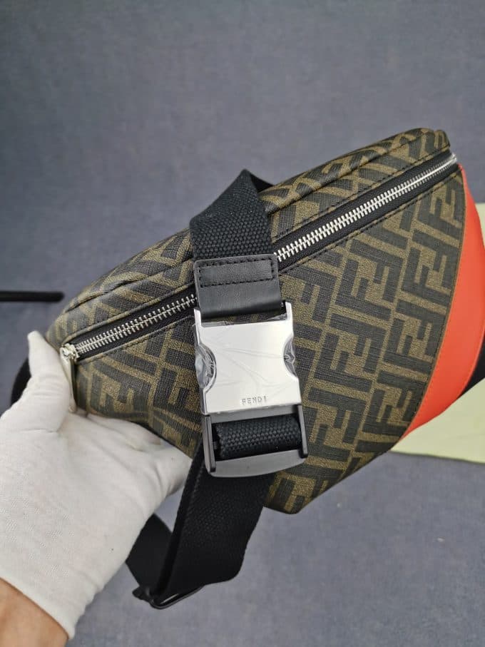 フェンディバッグコピー 定番人気2021新品 FENDI メンズ ボディバッグ - 画像 (7)