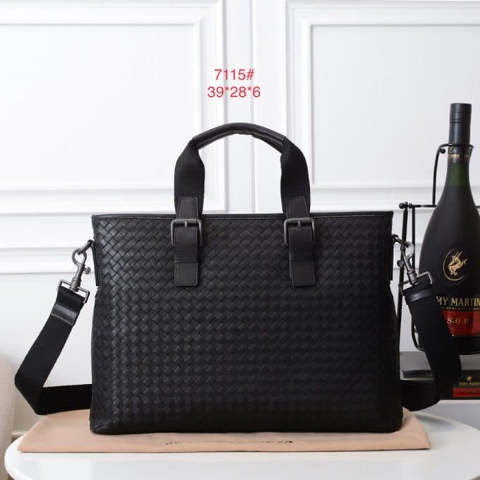 ボッテガヴェネタバッグコピー 2021新品注目度NO.1 Bottega Veneta メンズ ブリーフケース