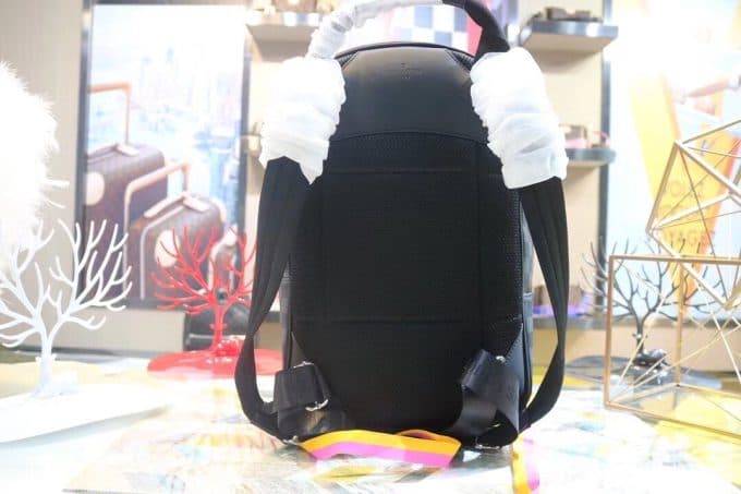 ルイヴィトンバッグコピー 定番人気2020新品 Louis Vuitton 男女兼用 バックパック - 画像 (3)