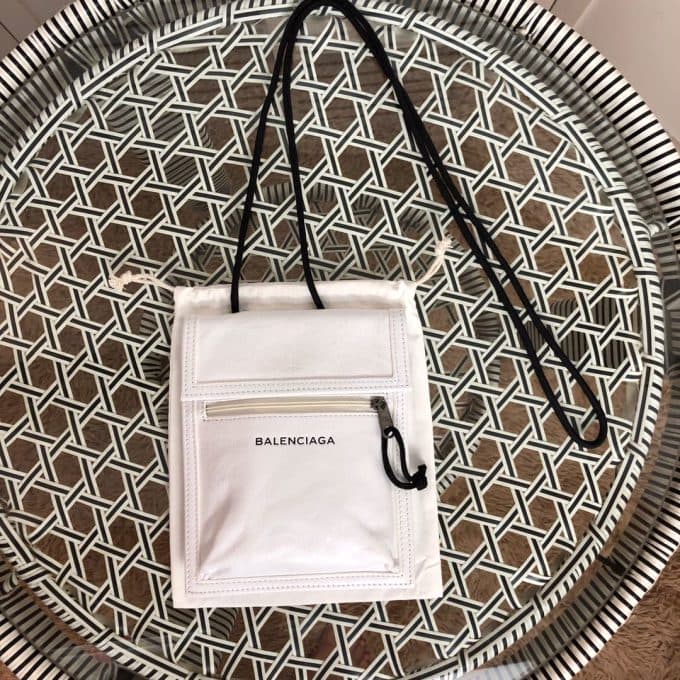 バレンシアガバッグコピー 大人気2021新品 BALENCIAGA 男女兼用 ショルダーバッグ