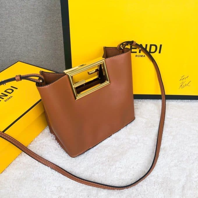フェンディバッグコピー 大人気2022新品 FENDI レディース ショルダーバッグ - 画像 (2)