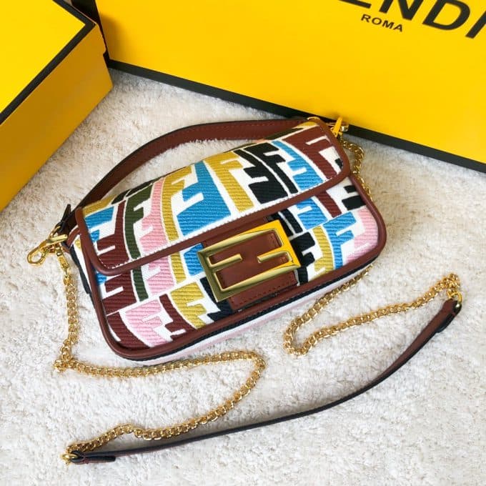 フェンディバッグコピー 定番人気2022新品 FENDI レディース ショルダーバッグ - 画像 (3)