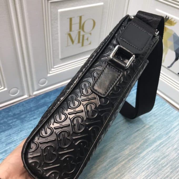 バーバリーバッグコピー 定番人気2021新品 BURBERRY メンズ ショルダーバッグ - 画像 (4)
