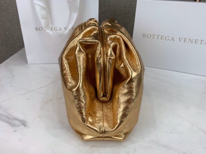 2019人気新作ボッテガヴェネタ(Bottega Veneta)☆レディースセカンドバッグコピー☆どんなアイテムとも相性がいい！絶賛発売中！！ - 画像 (3)