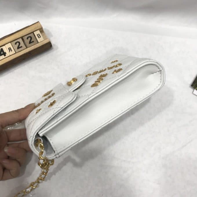シャネルバッグコピー 2021新品注目度NO.1 CHANEL 男女兼用 携帯 電話 バッグ - 画像 (3)