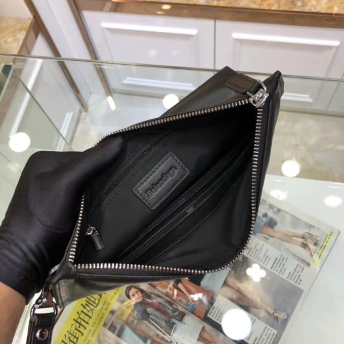 バレンシアガバッグコピー 定番人気2021新品 BALENCIAGAメンズ セカンドバッグ - 画像 (9)