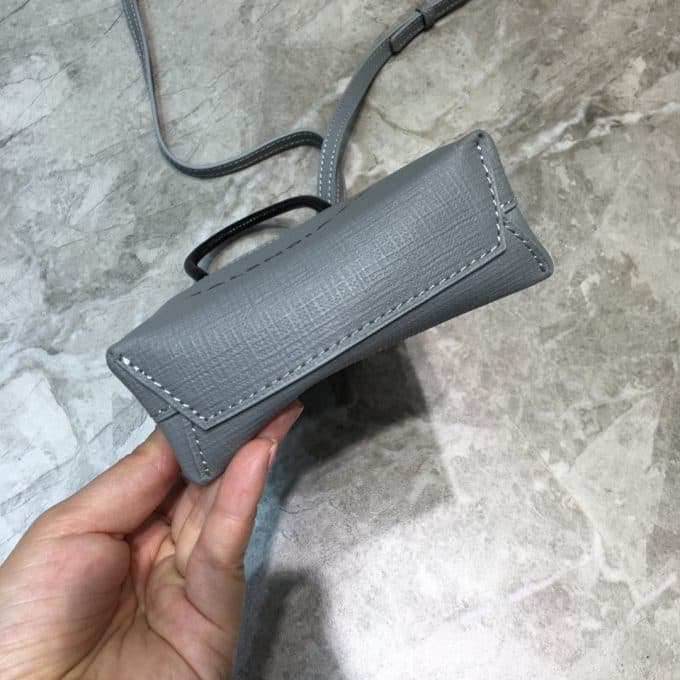 高品質 バレンシアガバッグコピー 定番人気2021新品 BALENCIAGA 男女兼用 ショルダーバッグ - 画像 (4)