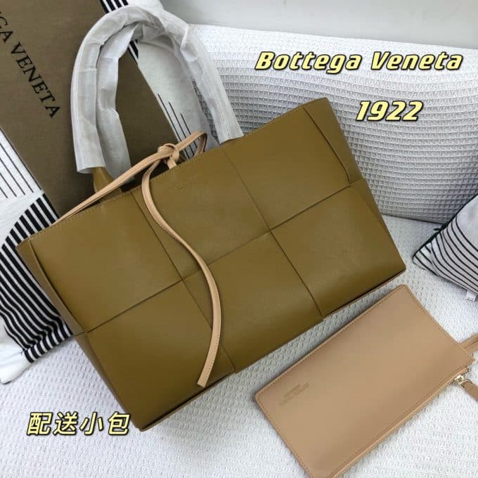 ボッテガヴェネタバッグコピー 定番人気2021新品 Bottega Veneta メンズ トートバッグ