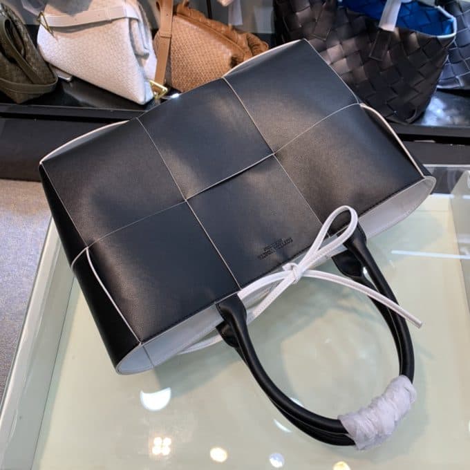 ボッテガヴェネタバッグコピー 大人気2021新品 Bottega Veneta メンズ トートバッグ - 画像 (8)