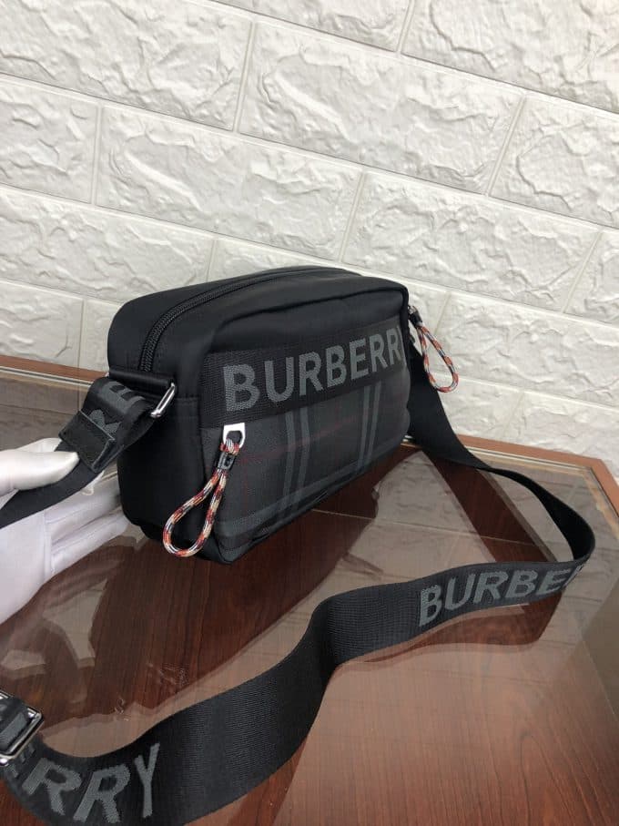 バーバリーバッグコピー 大人気2021新品 BURBERRY メンズ ウエストポーチ - 画像 (2)