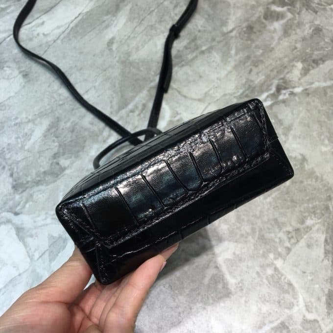 高品質 バレンシアガバッグコピー 定番人気2021新品 BALENCIAGA 男女兼用 ショルダーバッグ - 画像 (4)