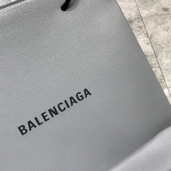 高品質 バレンシアガバッグコピー 定番人気2021新品 BALENCIAGA 男女兼用 トートバッグ - 画像 (6)