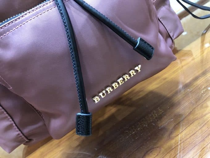 2019秋冬新作☆超売れ筋バーバリー(BURBERRY)☆レディース バックパックコピー☆特別価格にて販売!!今一番流行っている人気アイテム!! - 画像 (3)