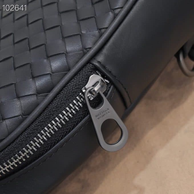 ボッテガヴェネタバッグコピー 2021新品注目度NO.1 Bottega Veneta メンズ ボディバッグ - 画像 (6)
