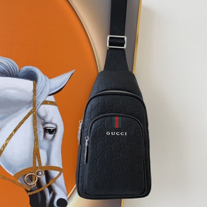 グッチバッグコピー 大人気2021新品 GUCCI メンズ ボディバッグ