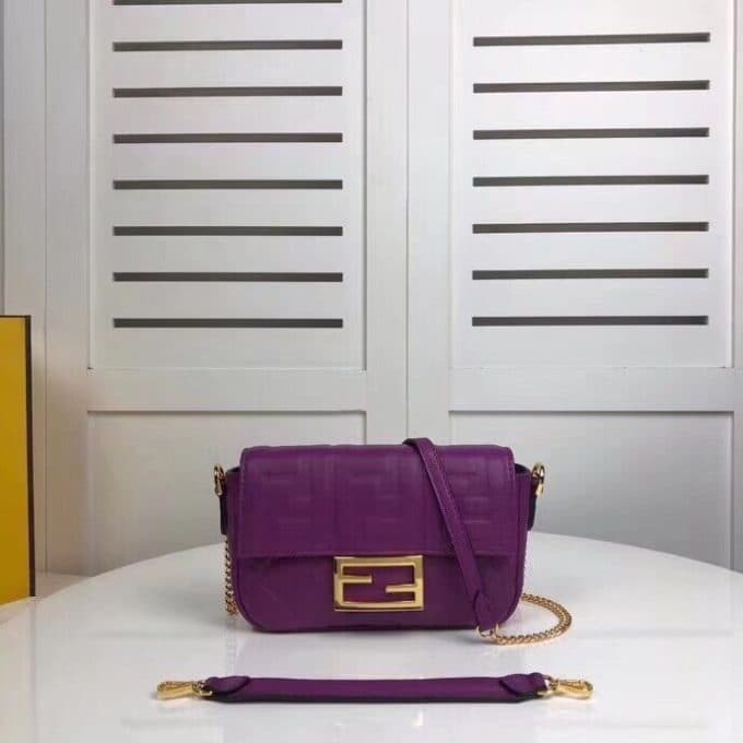 フェンディバッグコピー 大人気2022新品 FENDI レディース ショルダーバッグ