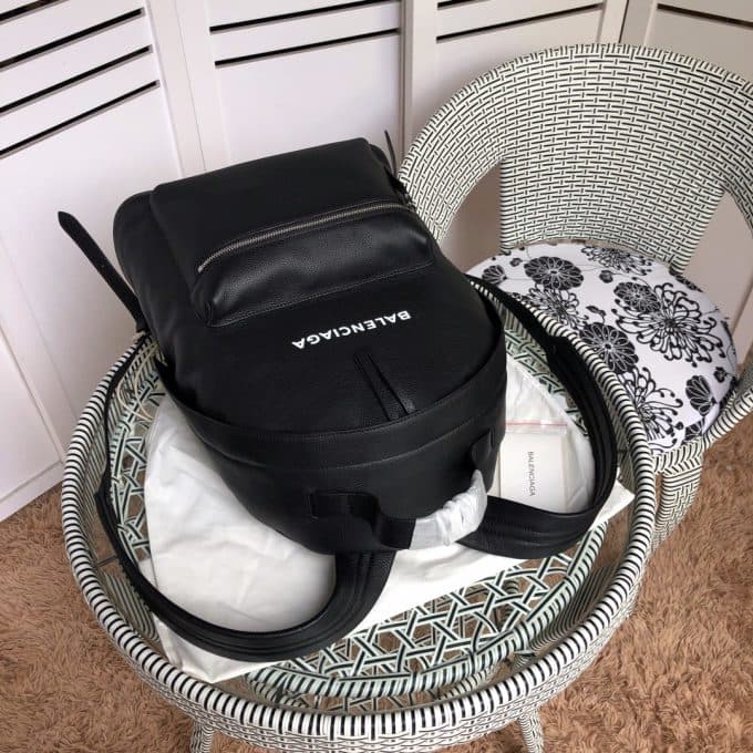 高品質 バレンシアガバッグコピー 定番人気2021新品 BALENCIAGA 男女兼用 バックパック - 画像 (6)