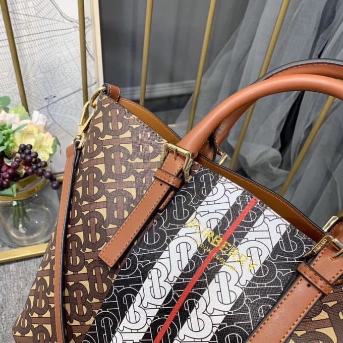 2019新作超売れ筋バーバリー(BURBERRY)☆レディース ハンドバックコピー☆効果抜群♪視線を独り占める!! - 画像 (7)