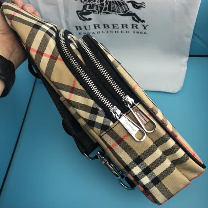 バーバリーバッグコピー 定番人気2021新品 BURBERRY メンズ ボディバッグ - 画像 (7)