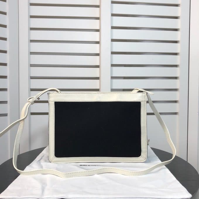 バレンシアガバッグコピー 定番人気2021新品 BALENCIAGA 男女兼用 ショルダーバッグ - 画像 (3)