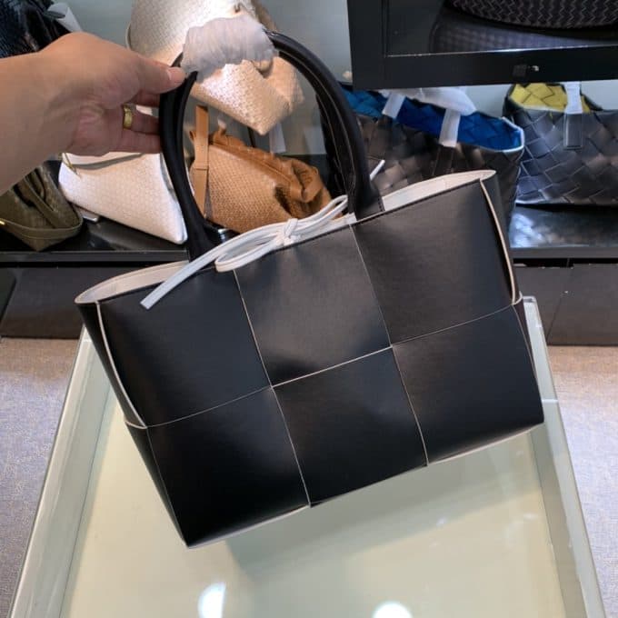 ボッテガヴェネタバッグコピー 大人気2021新品 Bottega Veneta メンズ トートバッグ - 画像 (2)