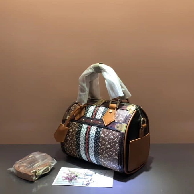 2019新作超売れ筋バーバリー(BURBERRY)☆レディース ハンドバックコピー☆効果抜群♪視線を独り占める!! - 画像 (3)