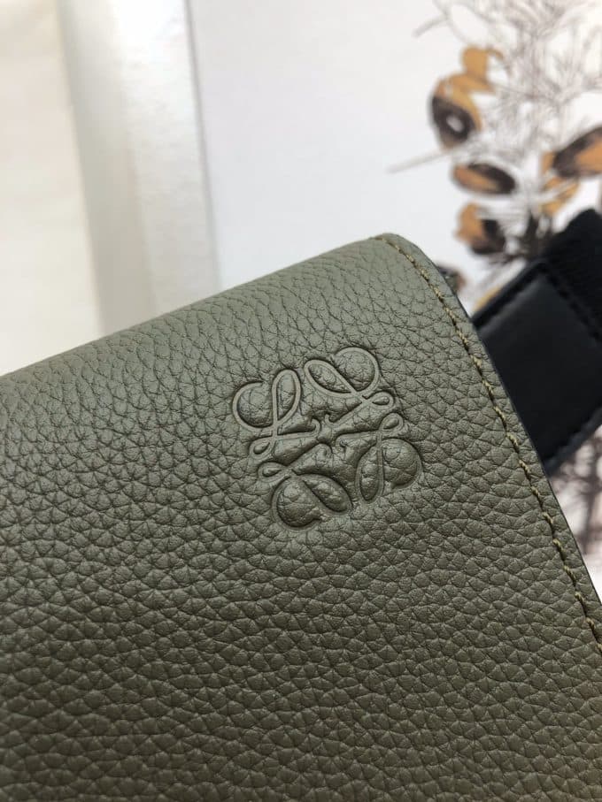 高品質 ロエベバッグコピー 定番人気2021新品 Loeweメンズ ショルダーバッグ - 画像 (5)