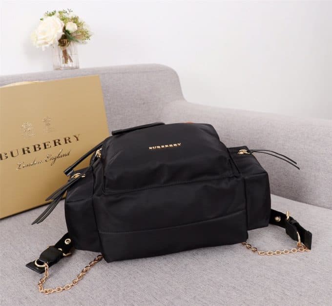 バーバリーバッグコピー 定番人気2021新品 BURBERRY 男女兼用 バックパック - 画像 (5)
