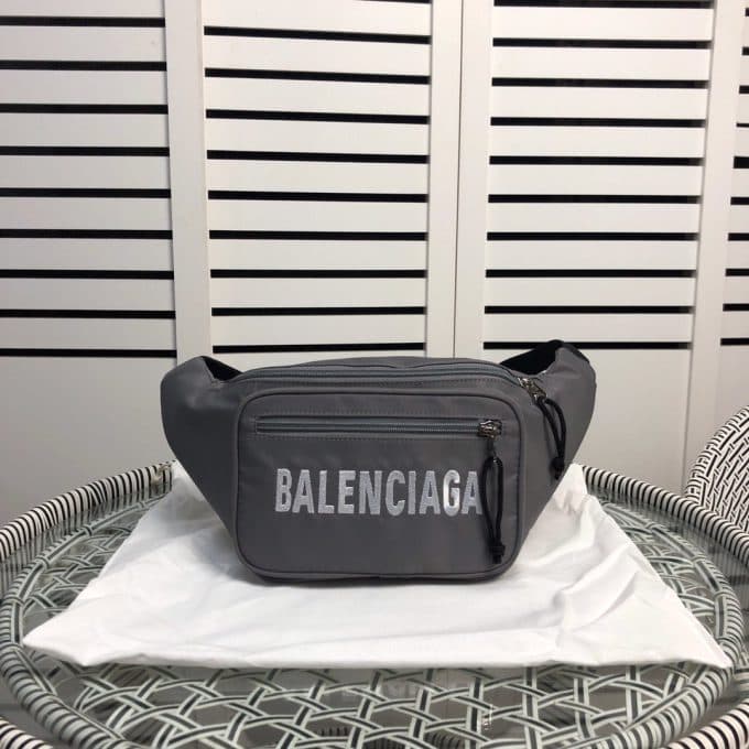 バレンシアガバッグコピー 定番人気2021新品 BALENCIAGA 男女兼用 ウエストポーチ