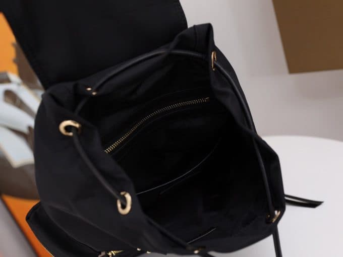 バーバリーバッグコピー 2021新品注目度NO.1 BURBERRY 男女兼用 バックパック - 画像 (9)