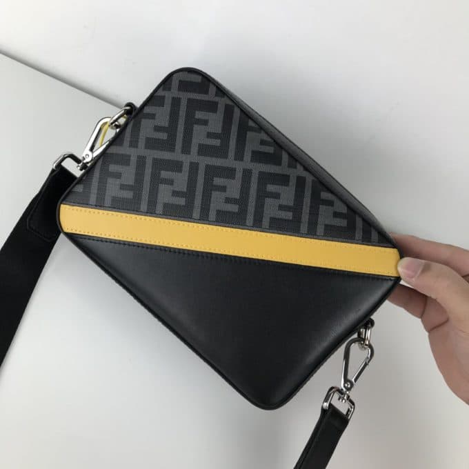 フェンディバッグコピー 2021新品注目度NO.1 FENDI メンズ ショルダーバッグ - 画像 (6)