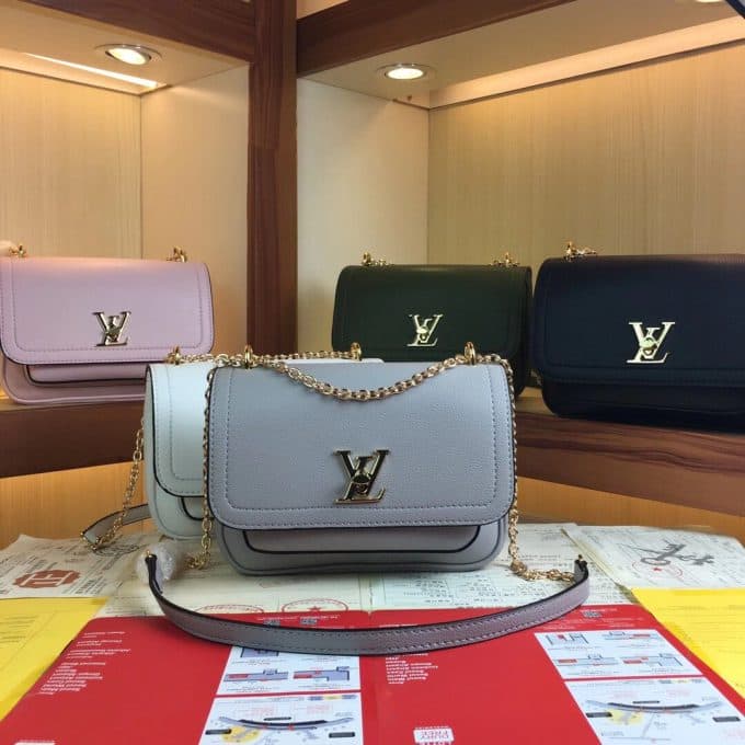 ルイヴィトンバッグコピー 2020新品注目度NO.1 Louis Vuitton レディース ショルダーバッグ - 画像 (4)