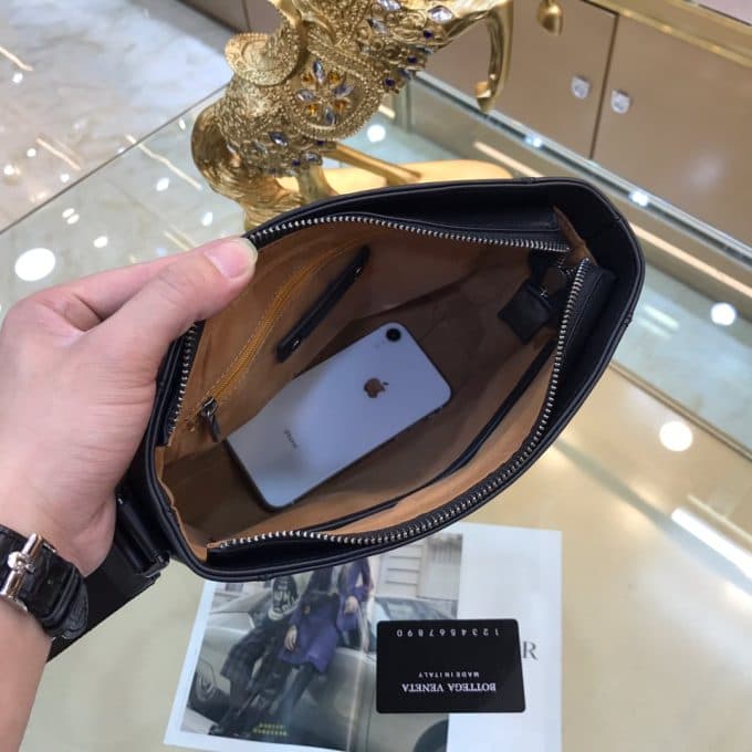 ボッテガヴェネタバッグコピー 2021新品注目度NO.1 Bottega Veneta メンズ ショルダーバッグ - 画像 (8)