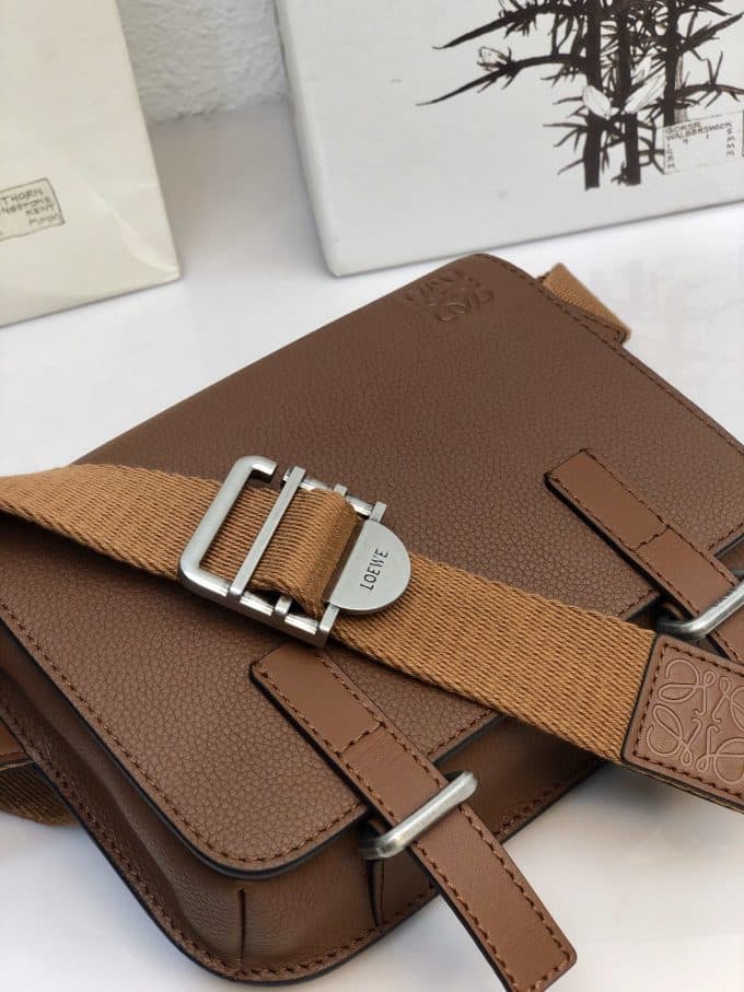 高品質 ロエベバッグコピー 2021新品注目度NO.1 Loeweメンズ ショルダーバッグ - 画像 (3)