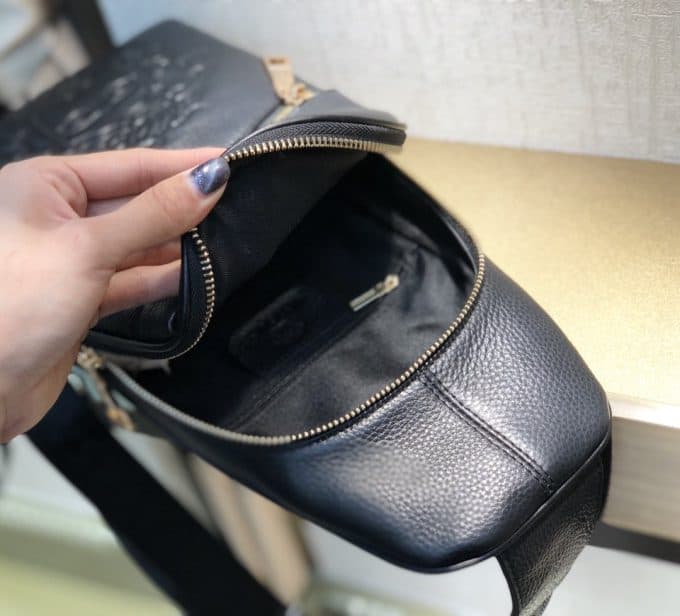 ヴェルサーチェバッグコピー 定番人気2021新品 VERSACE 男女兼用 ボディバッグ - 画像 (9)