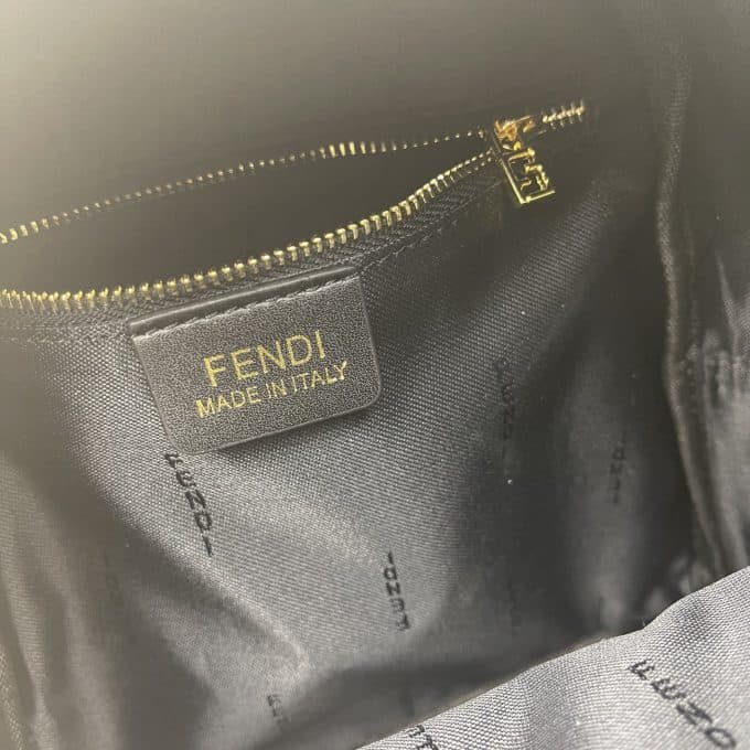 フェンディバッグコピー 定番人気2022新品 FENDI レディース バックパック - 画像 (8)